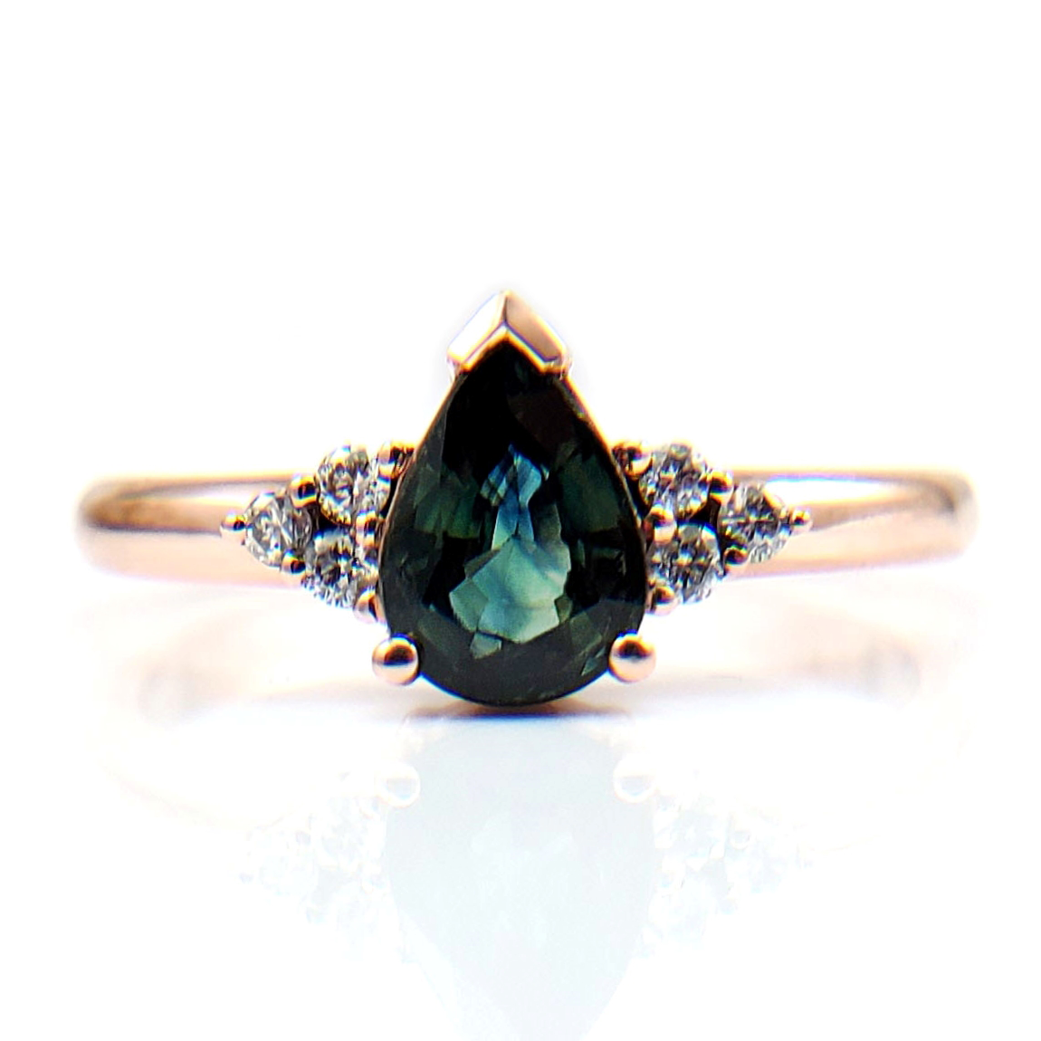 Beiwen Pear Sapphire Ring